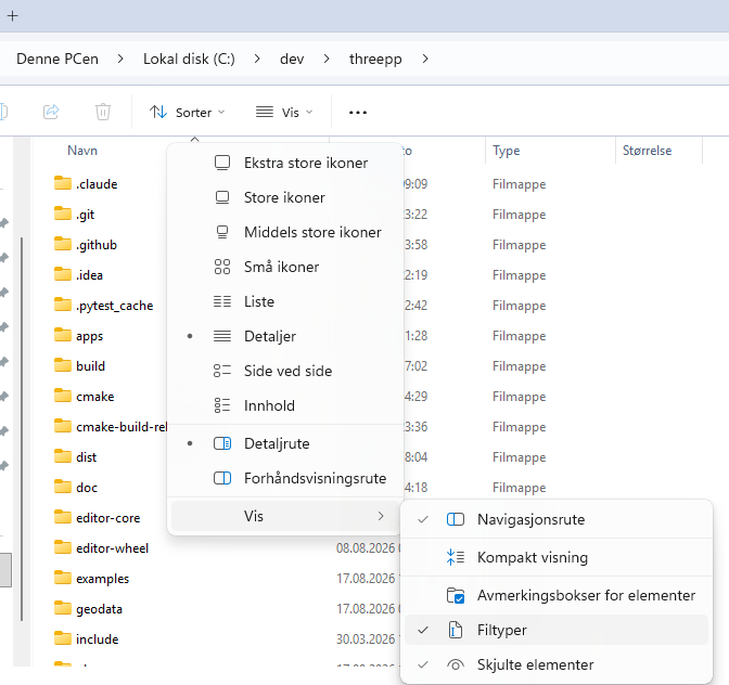 Windows 11 File Explorer with the View → Show submenu open; the entries for file name extensions and hidden items are the last two. (Shown on a Norwegian-language Windows: *Vis → Filtyper / Skjulte elementer*.)